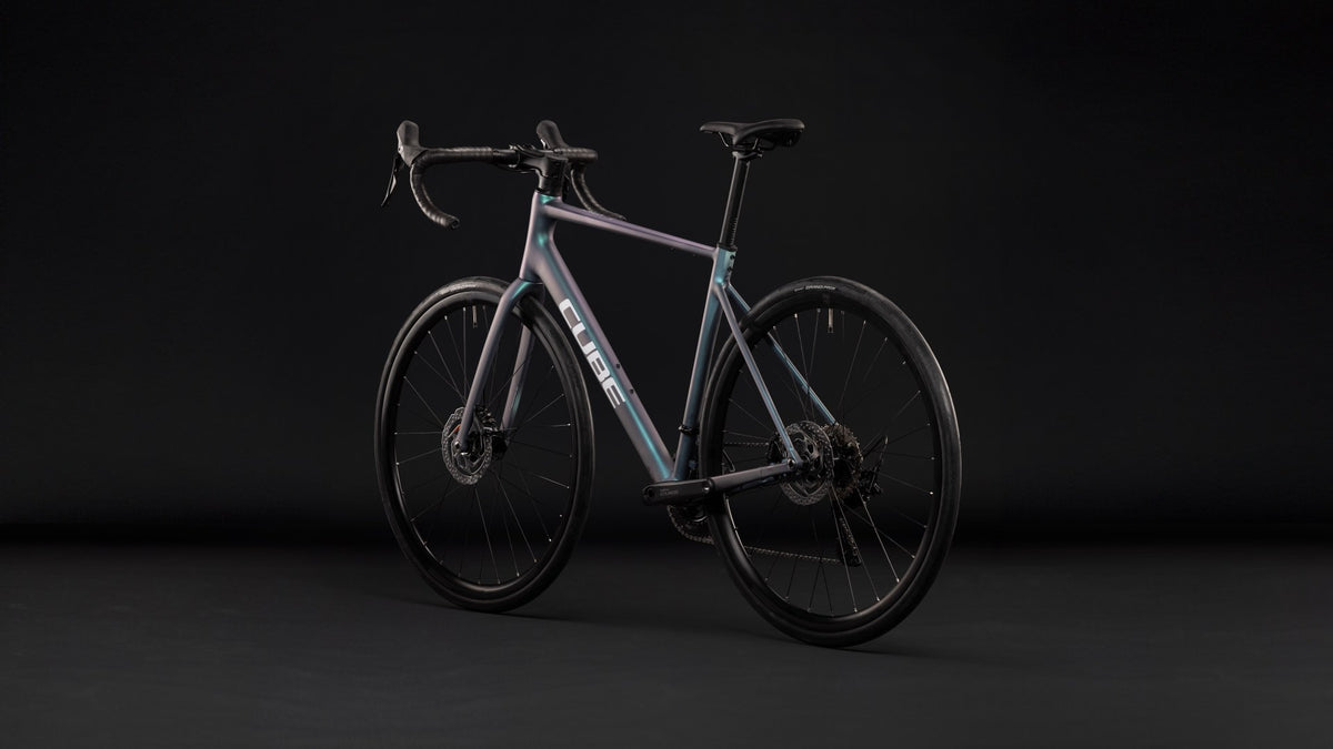 CUBE Attain Race smaragdgrey n white