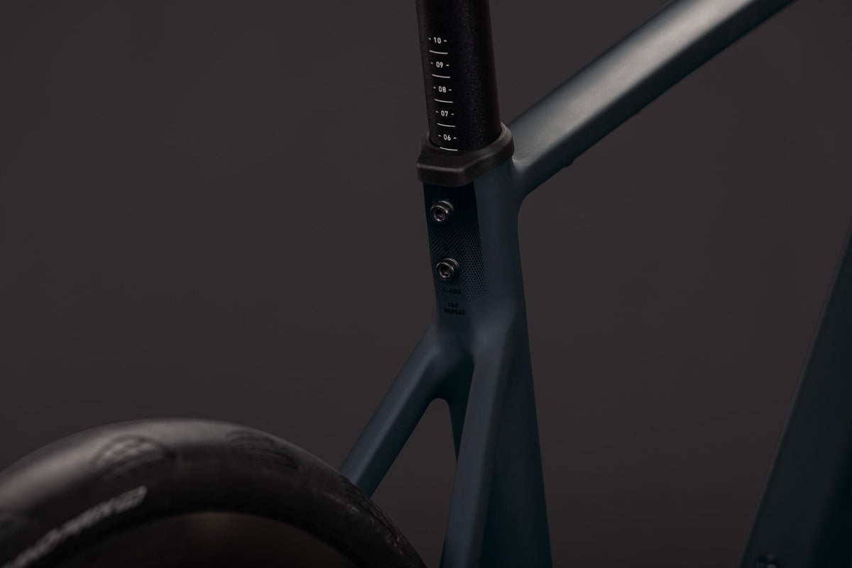 CUBE Attain SLX black n chrome
