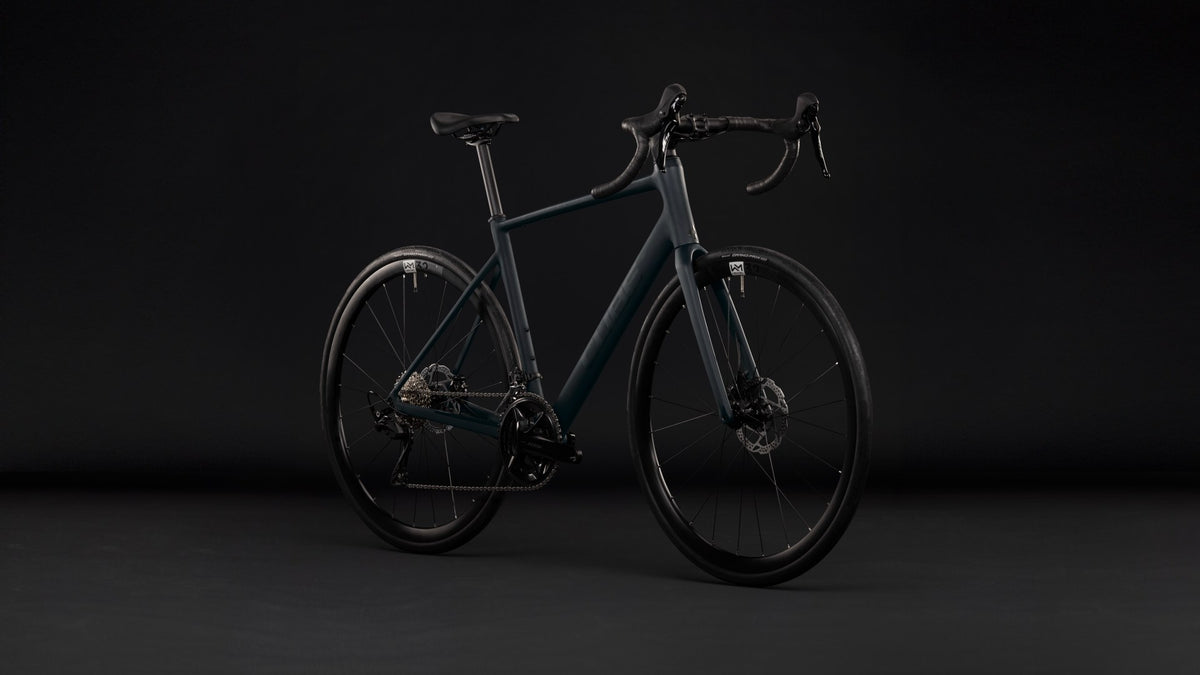 CUBE Attain SLX black n chrome
