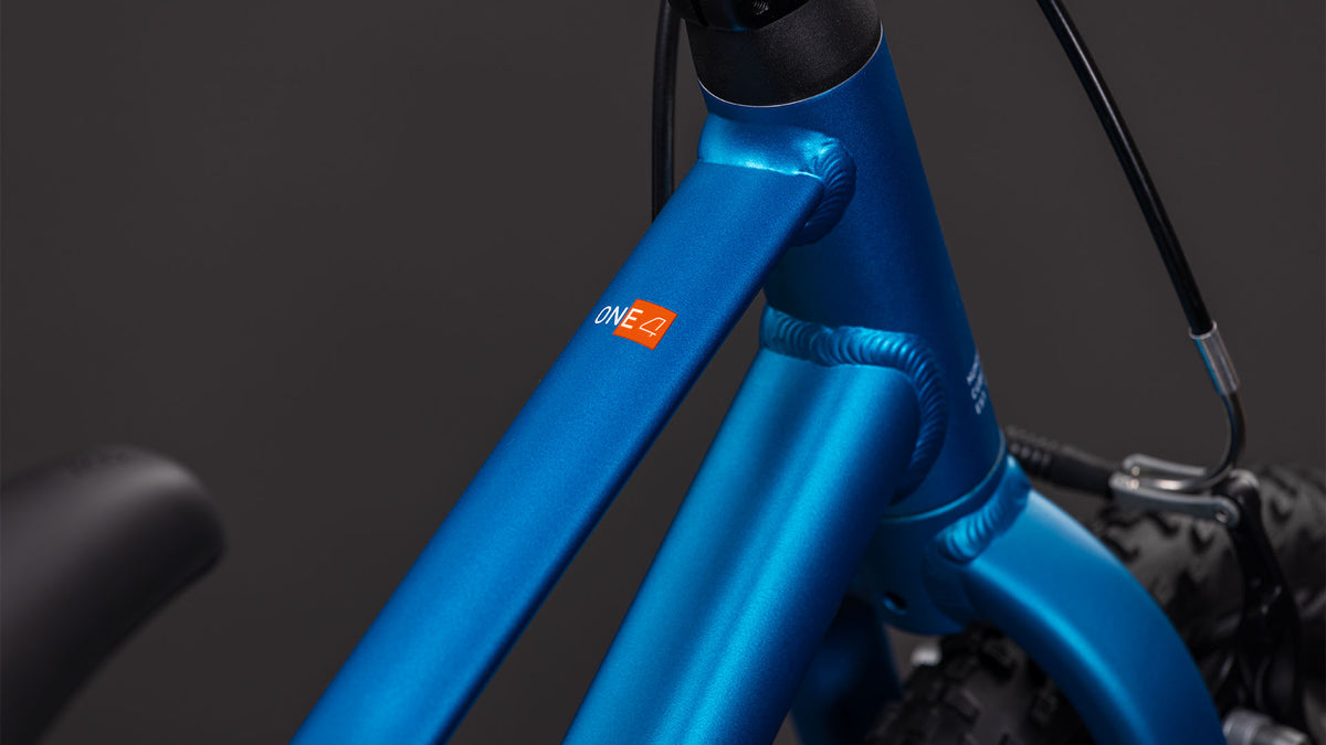 CUBE Numove 140 topasblue’n’nebula