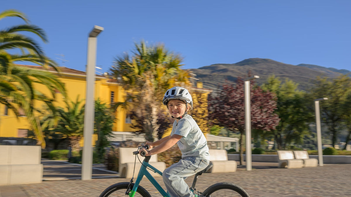 Bicicleta CUBE Numove 160 seagreen n green