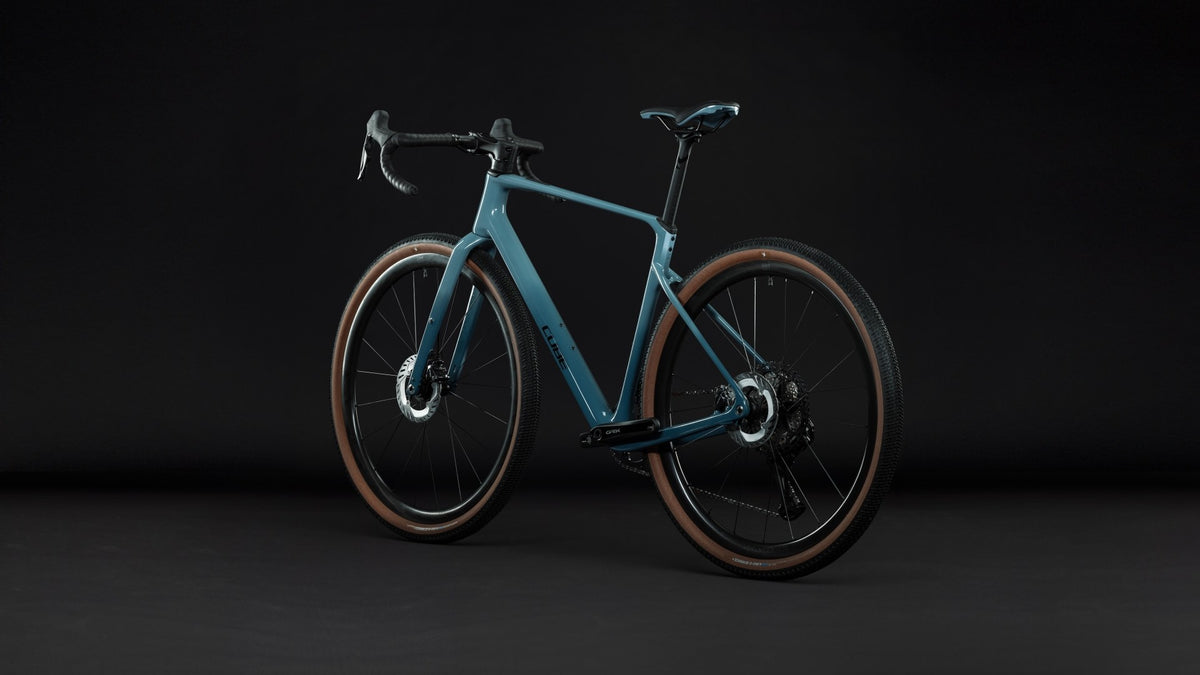 CUBE Nuroad C:62 EX surfblue n black