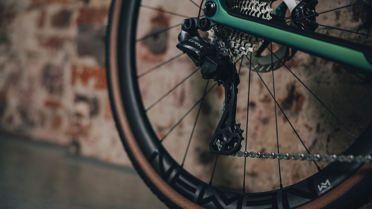 CUBE Nuroad C:62 Race jungali n black