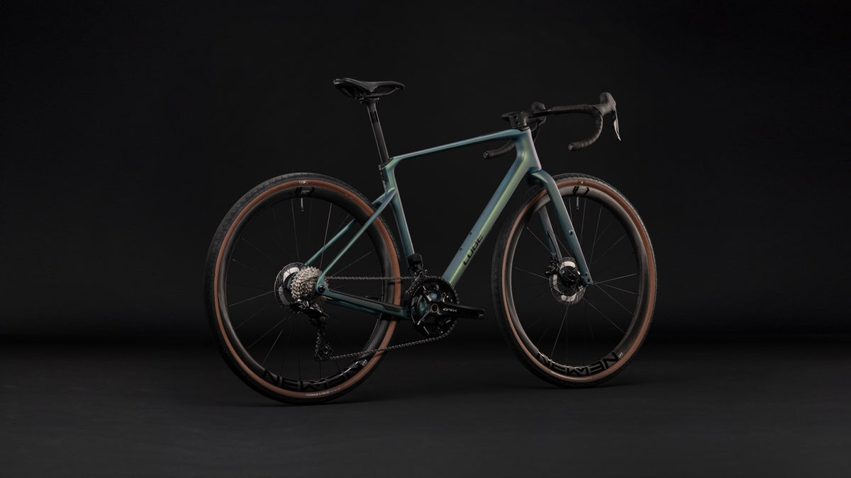 CUBE Nuroad C:62 Race jungali n black