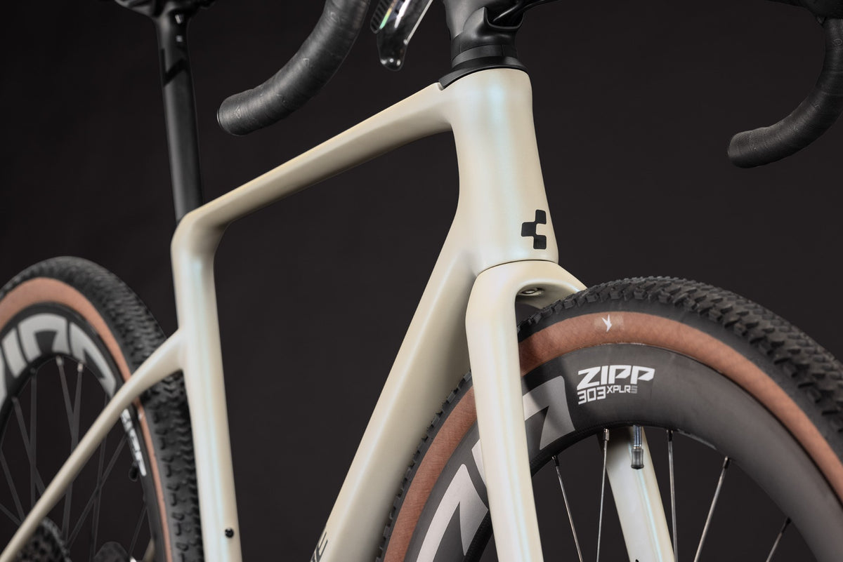 CUBE Nuroad C:62 SLX glintsand n black