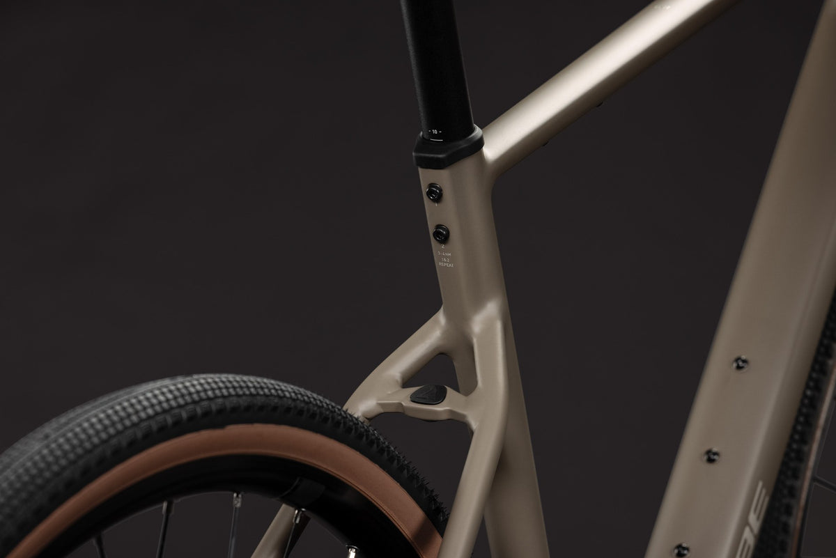 CUBE Nuroad ONE wood n grey