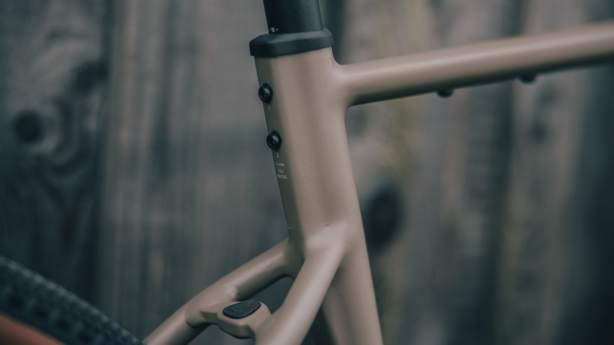 CUBE Nuroad ONE wood n grey