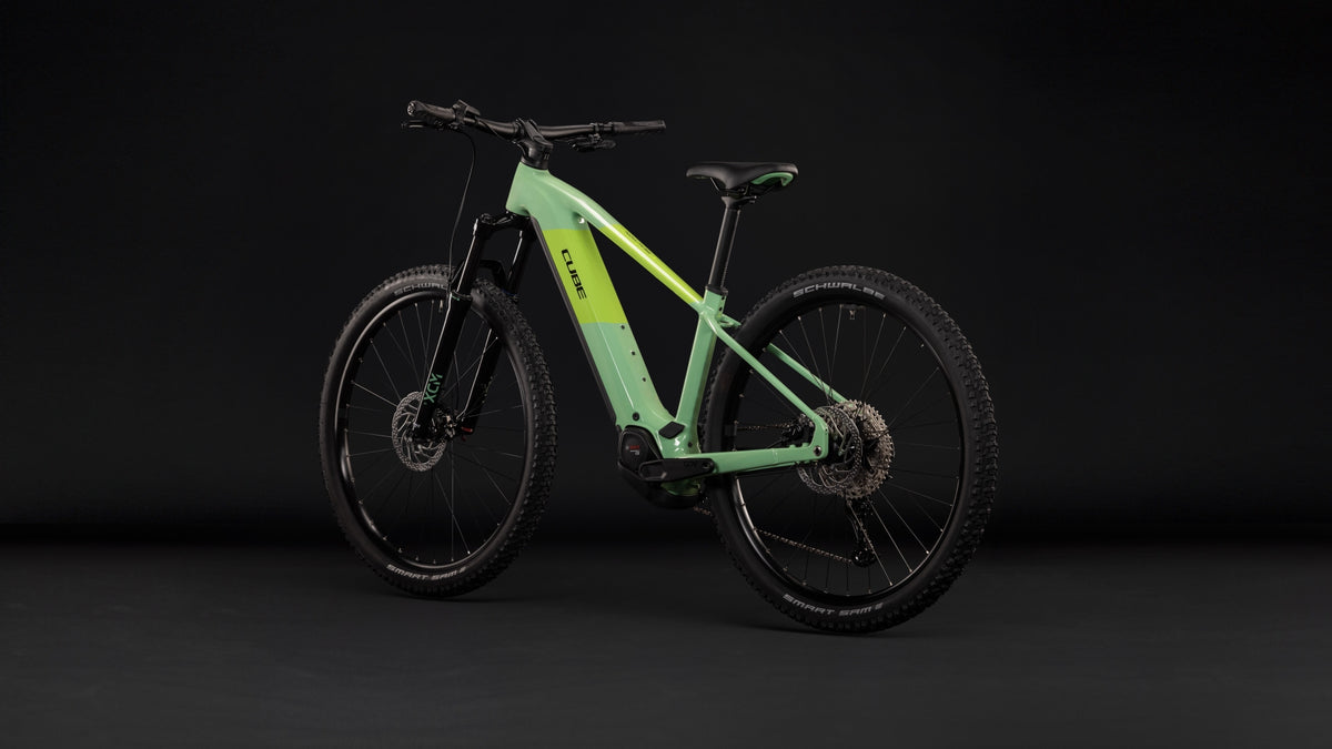 CUBE Reaction Hybrid ONE 720 cactus’n’black Classic