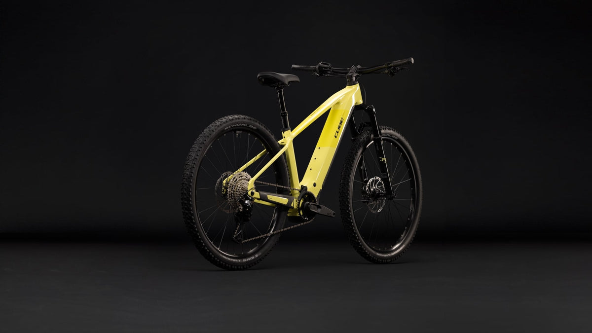 CUBE Reaction Hybrid Race 800 bananasplit’n’black Classic