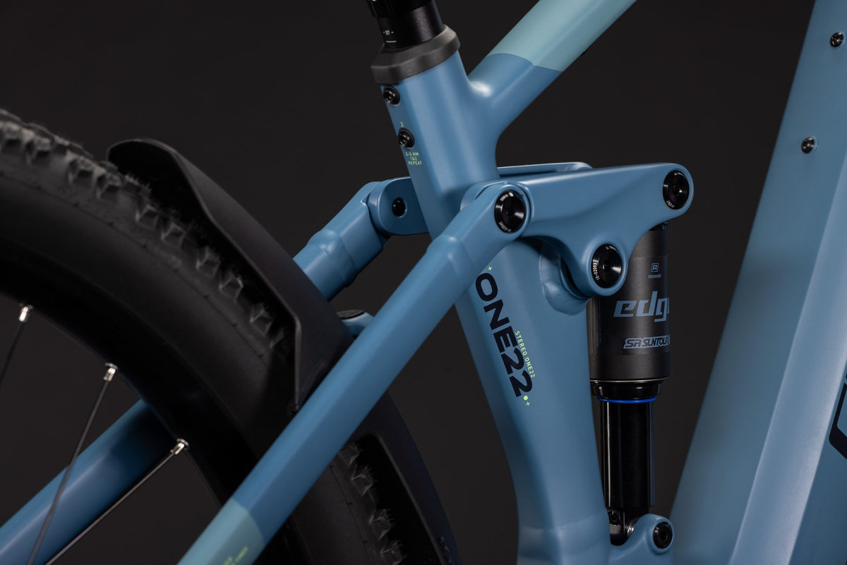 CUBE Stereo Hybrid ONE22 Pro 800 bluesapphire n blue