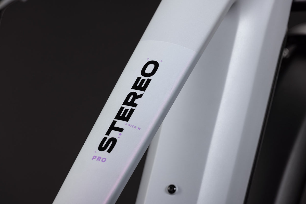 CUBE Stereo Hybrid ONE22 Pro 800 FE foggrey n sparklerose