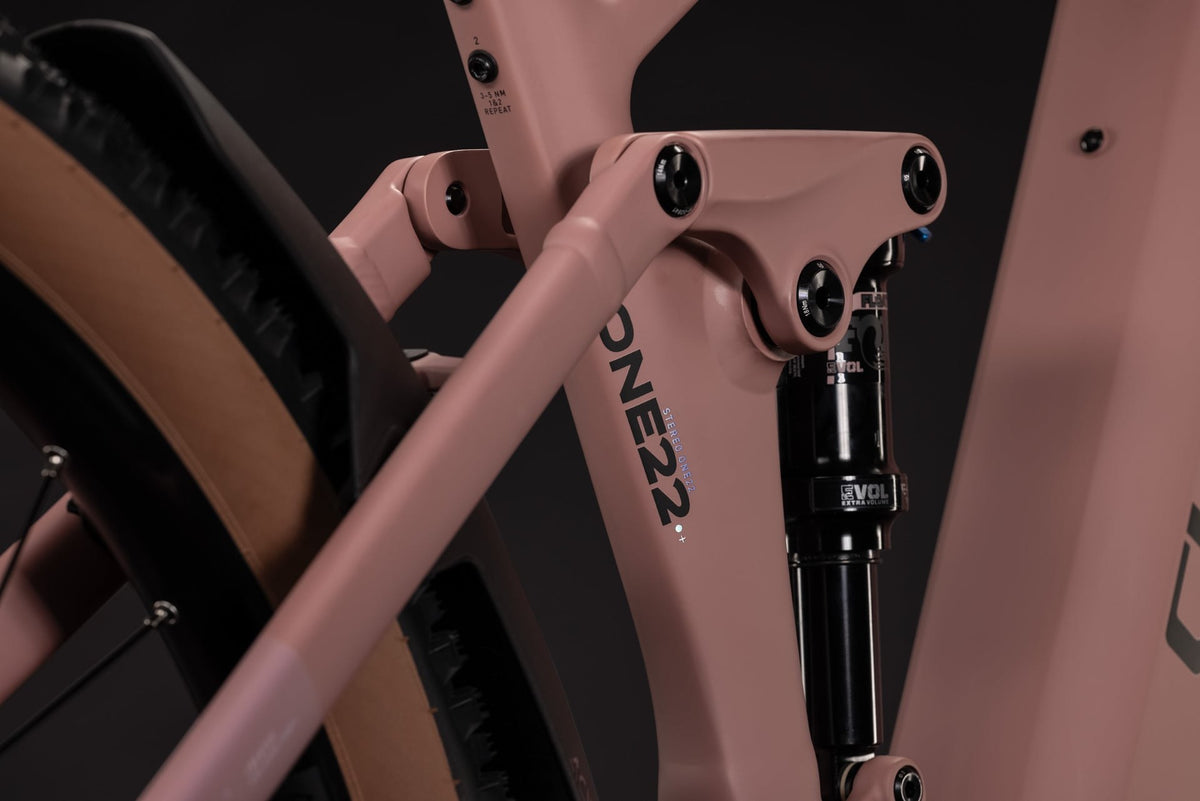CUBE Stereo Hybrid ONE22 SLX 800 ruby n black
