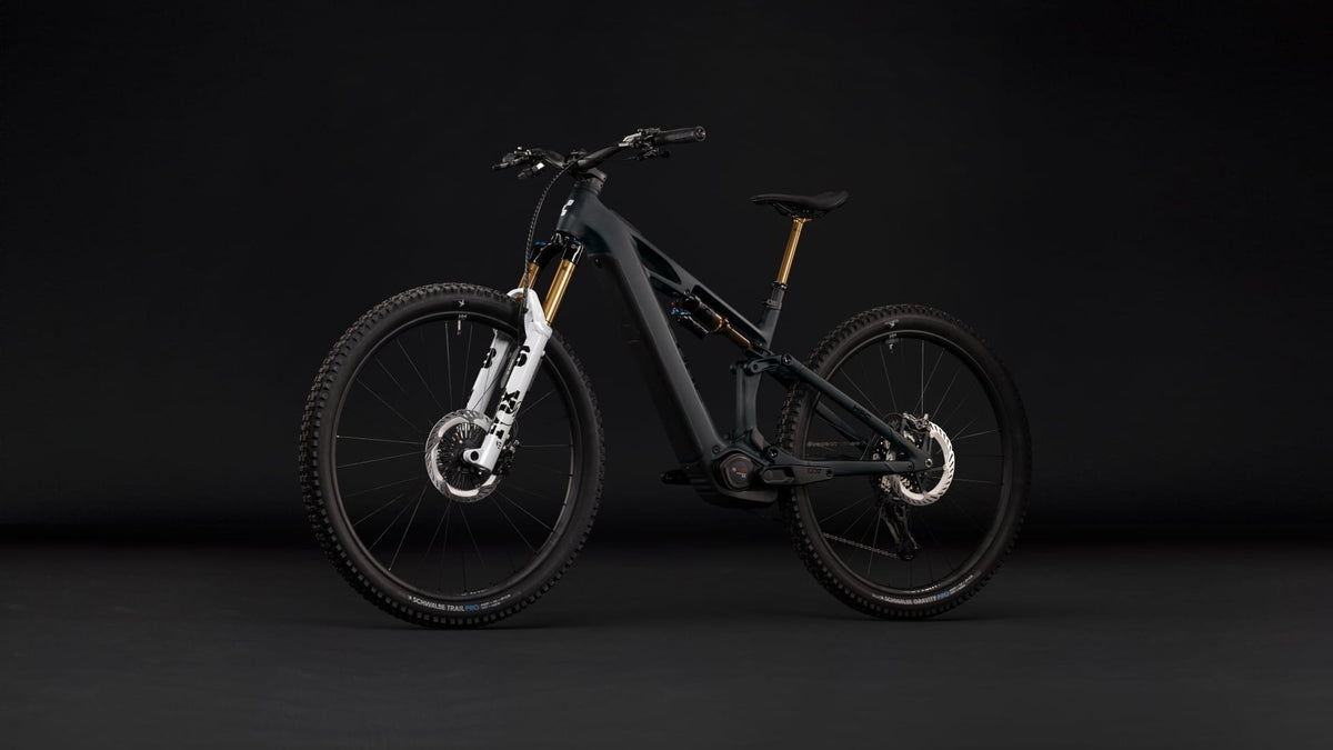 CUBE Stereo Hybrid ONE44 HPC AT 800 carbon n white