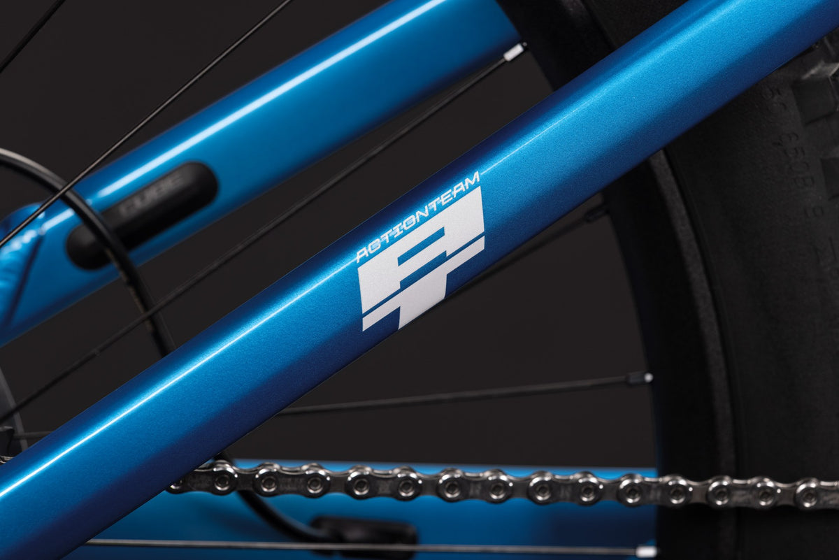 CUBE Stereo Hybrid ONE44 HPC AT 800 actionteam