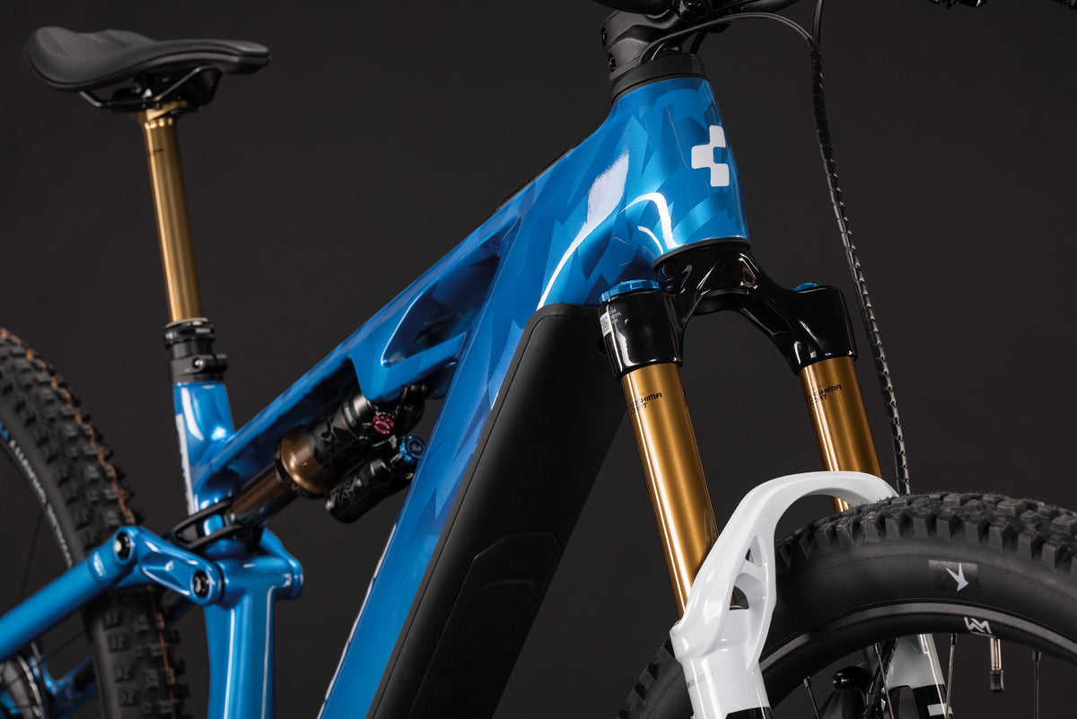 CUBE Stereo Hybrid ONE44 HPC AT 800 actionteam