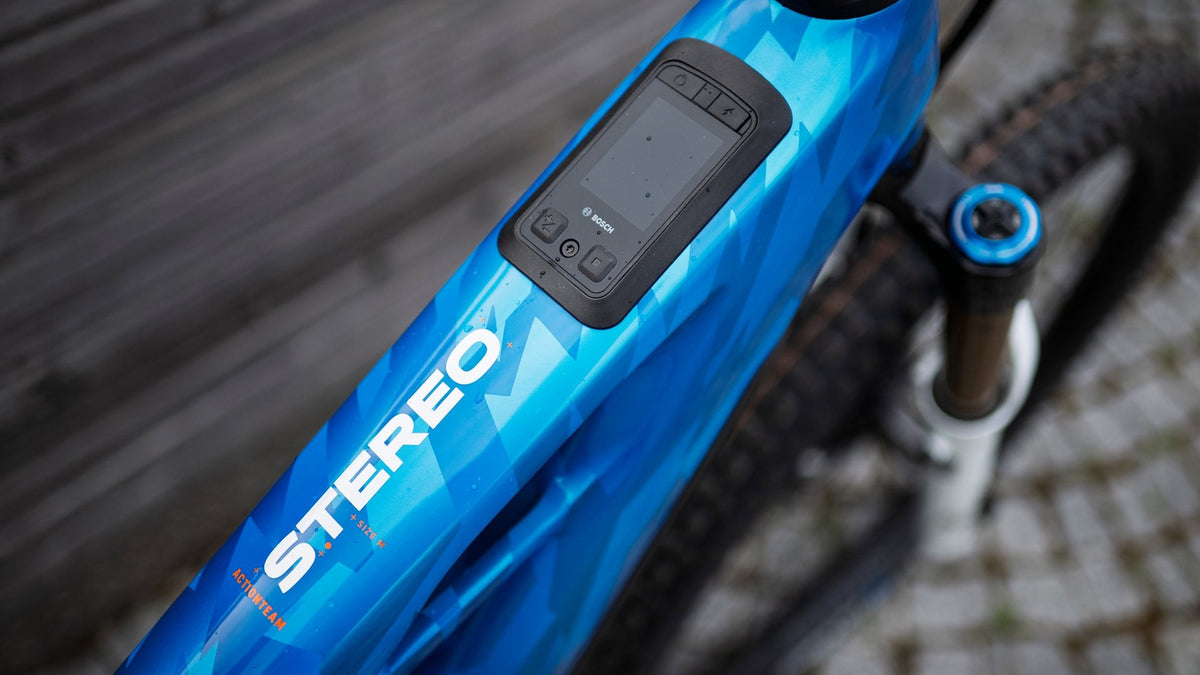 CUBE Stereo Hybrid ONE44 HPC AT 800 actionteam