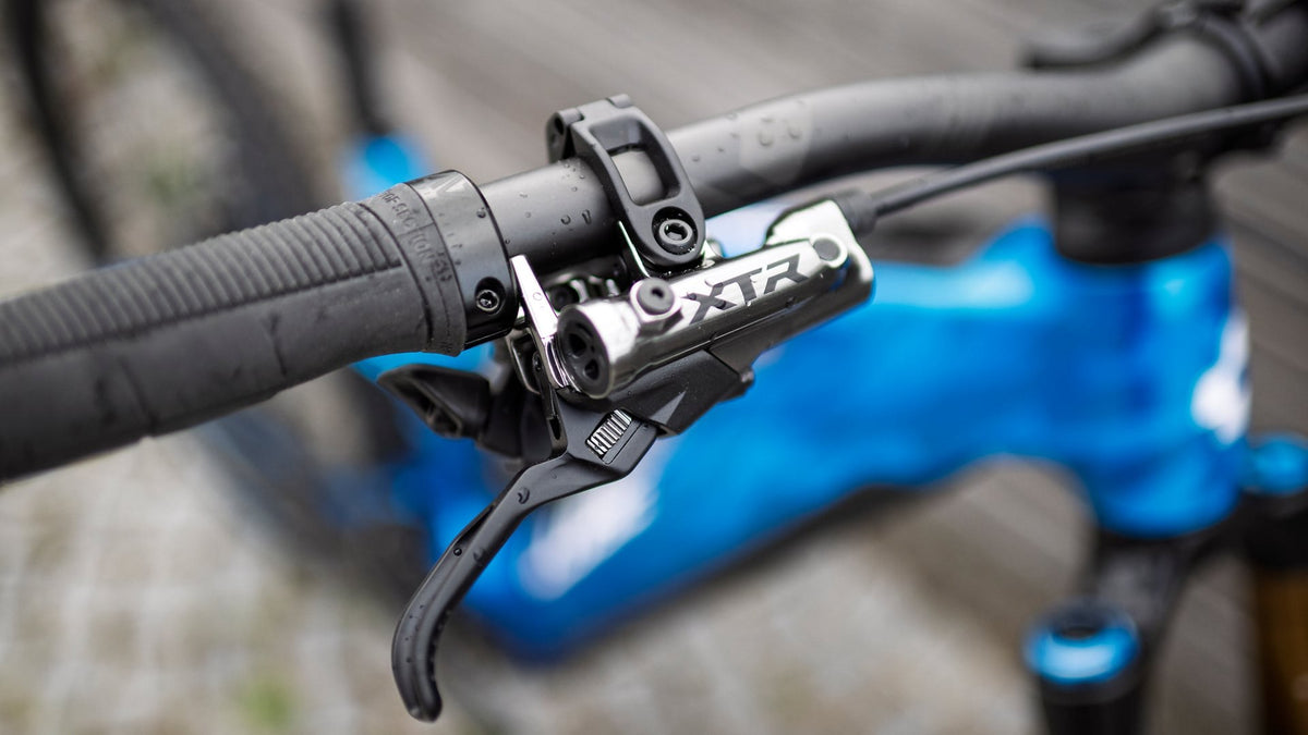 CUBE Stereo Hybrid ONE44 HPC AT 800 actionteam
