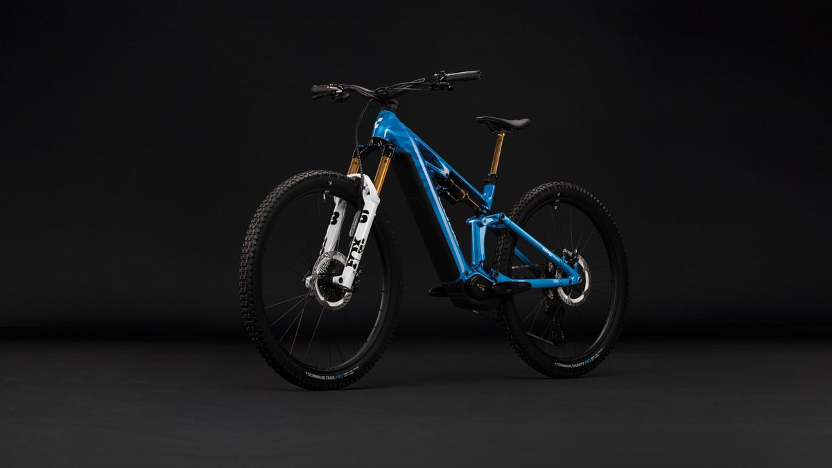 CUBE Stereo Hybrid ONE44 HPC AT 800 actionteam