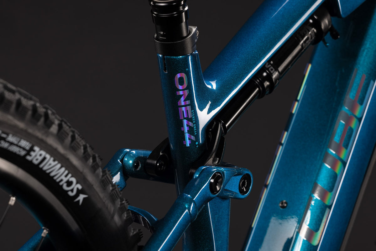 CUBE Stereo Hybrid ONE44 HPC Race 800 nebula n prizm