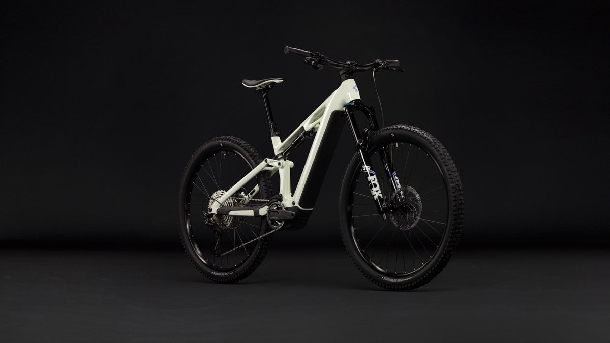 CUBE Stereo Hybrid ONE44 HPC Race 800 mellowyellow n lilac