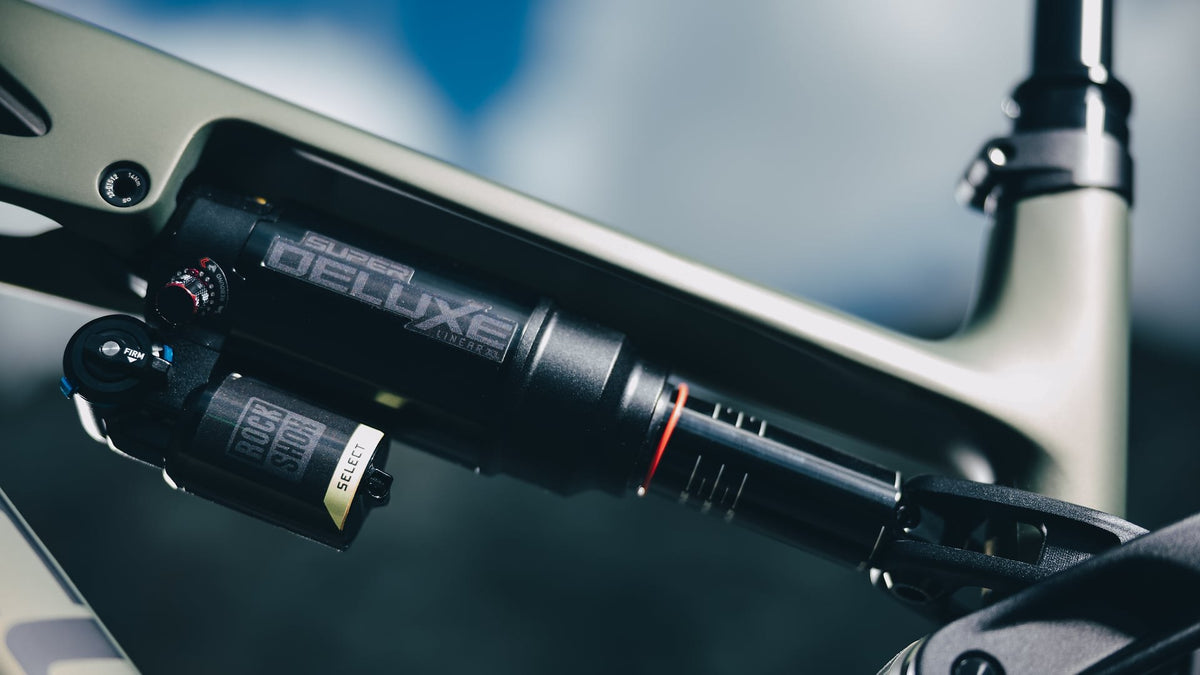 CUBE Stereo Hybrid ONE44 HPC TM 800 reedgreen n gills