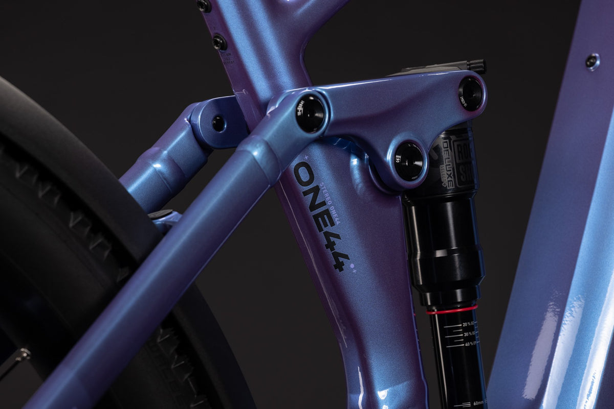 CUBE Stereo Hybrid ONE44 Pro 800 FE blueiris n purple
