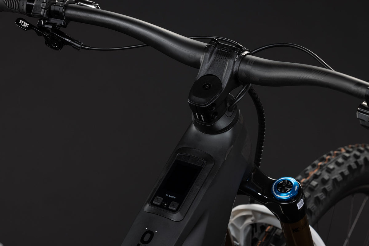 CUBE Stereo Hybrid ONE77 HPC AT 800 carbon n white