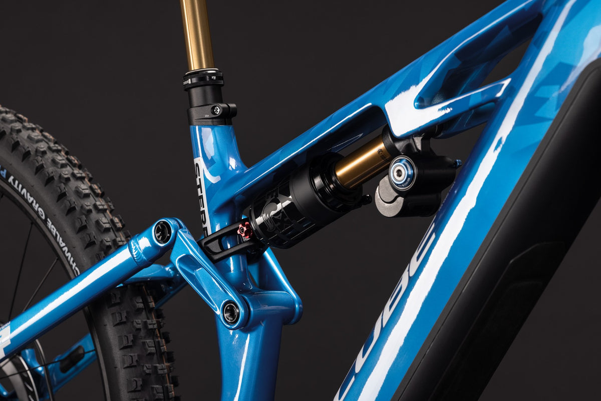 CUBE Stereo Hybrid ONE77 HPC AT 800 actionteam