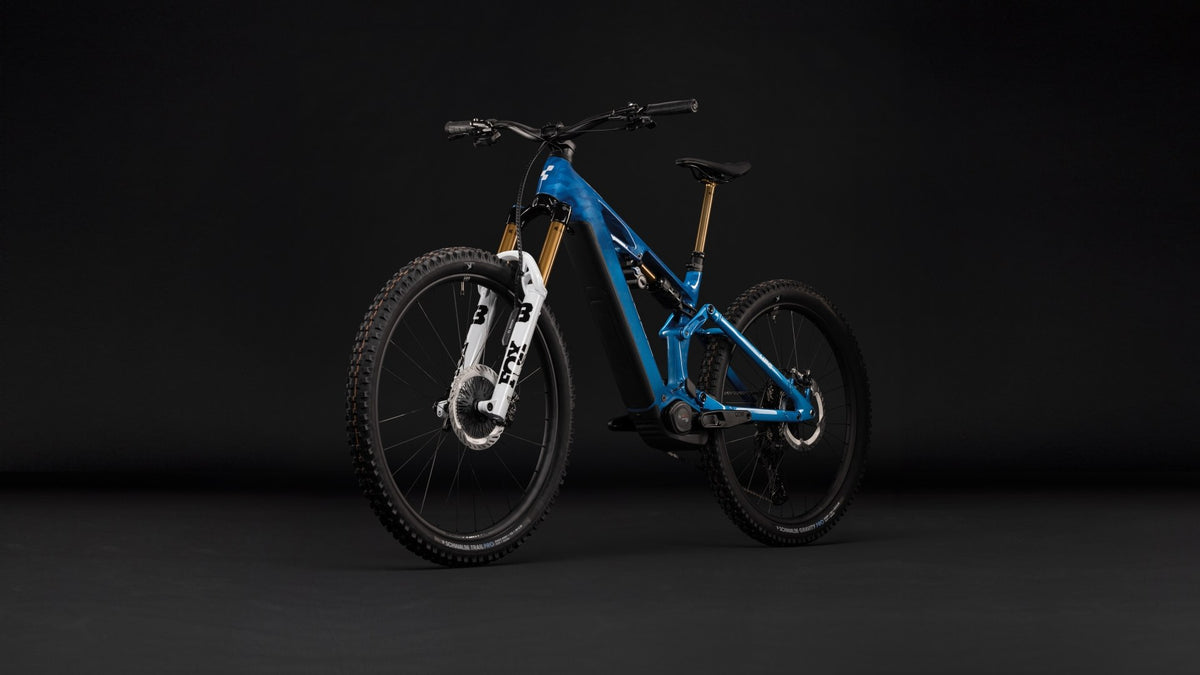 CUBE Stereo Hybrid ONE77 HPC AT 800 actionteam