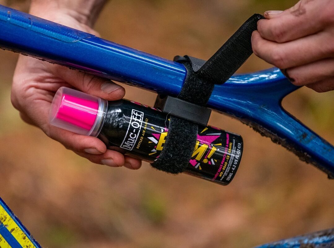 curea muc off holster pentru cartusul bam