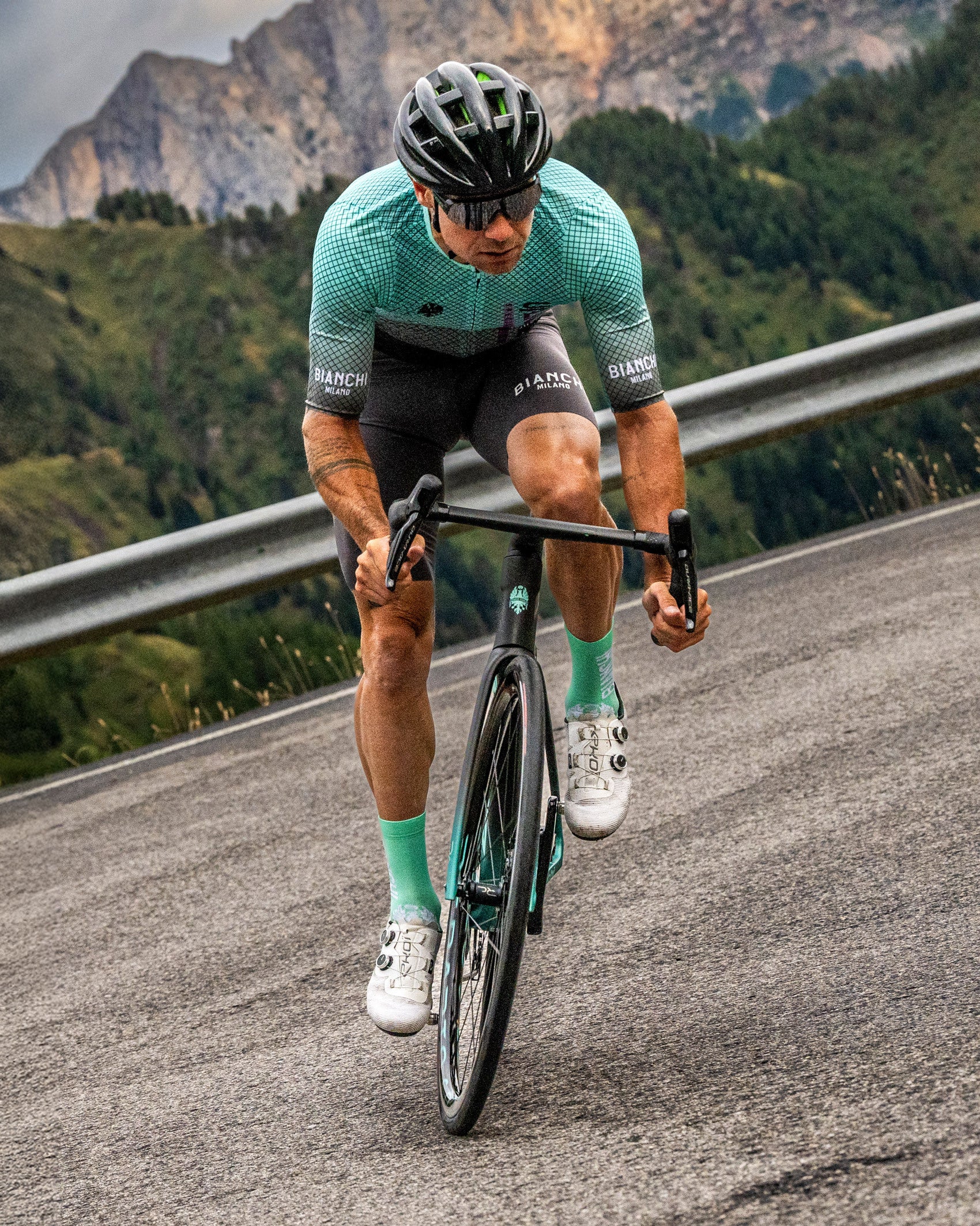 Bicicletă șosea BIANCHI Specialissima COMP Ultegra Di2 12sp
