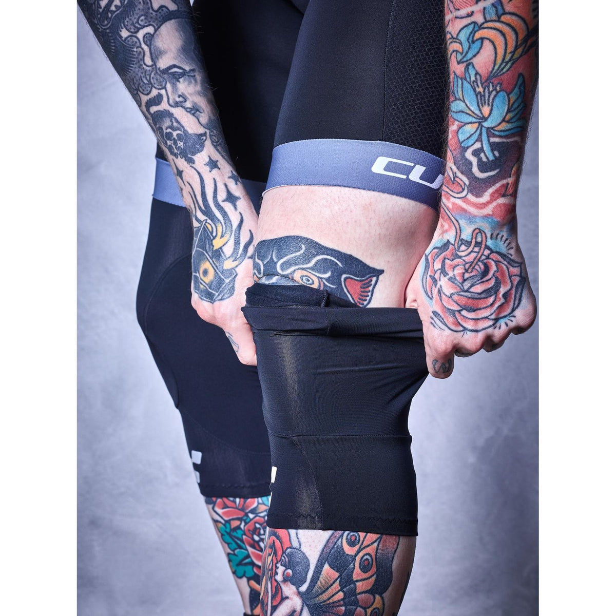 Incalzitoare Genunchi CUBE Blackline Knee Warmers