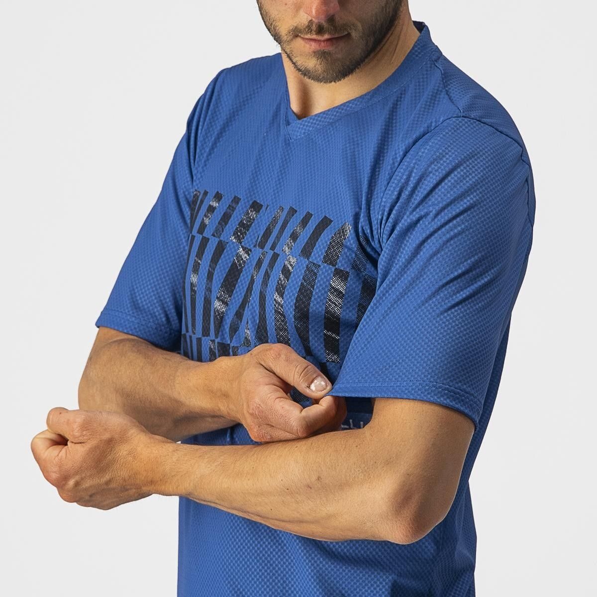 jersey cu maneca scurta castelli trail tech tee albastru negru l 2