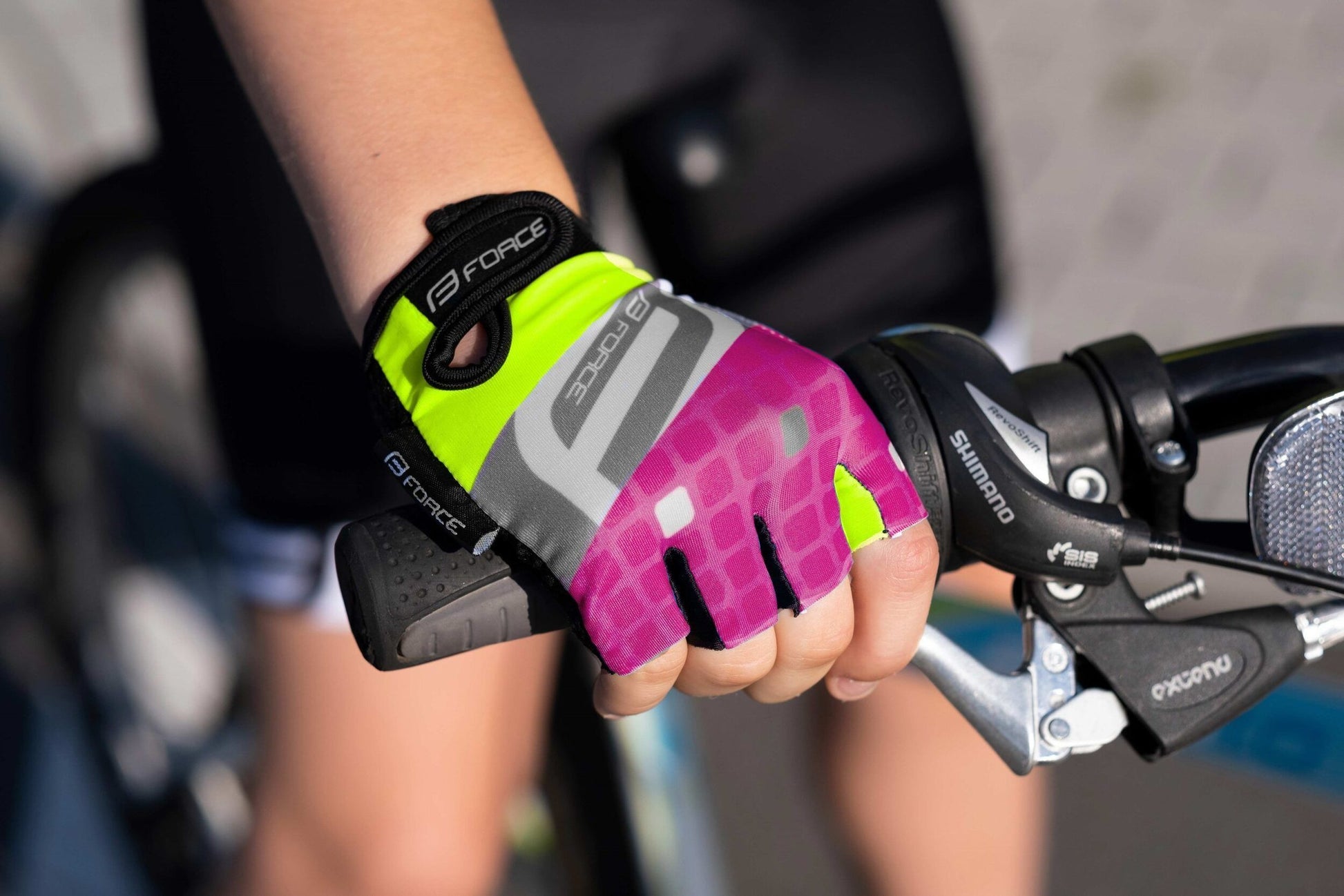 manusi force square kid fluo pink xl 2 scaled