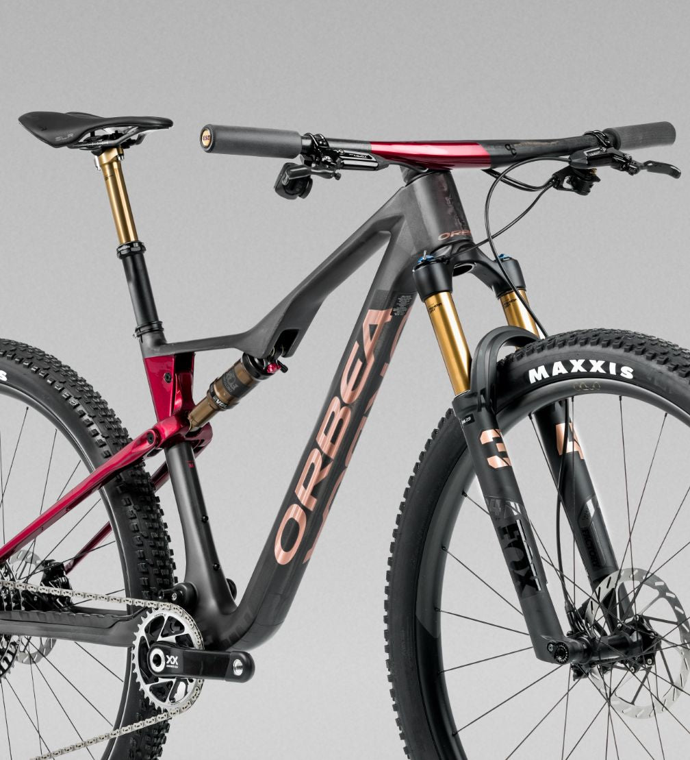 Orbea OIZ M-LTD 2026 — Bicicletă MTB XC full suspension