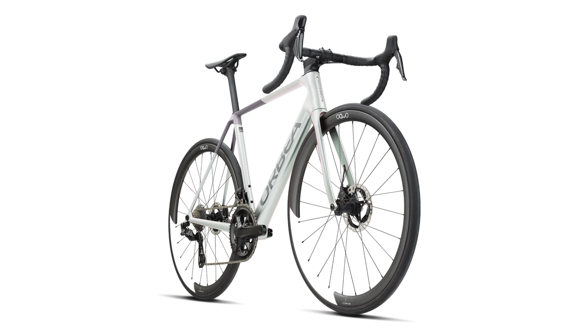ORCA M35i - 2027 - White - Lilac (front)