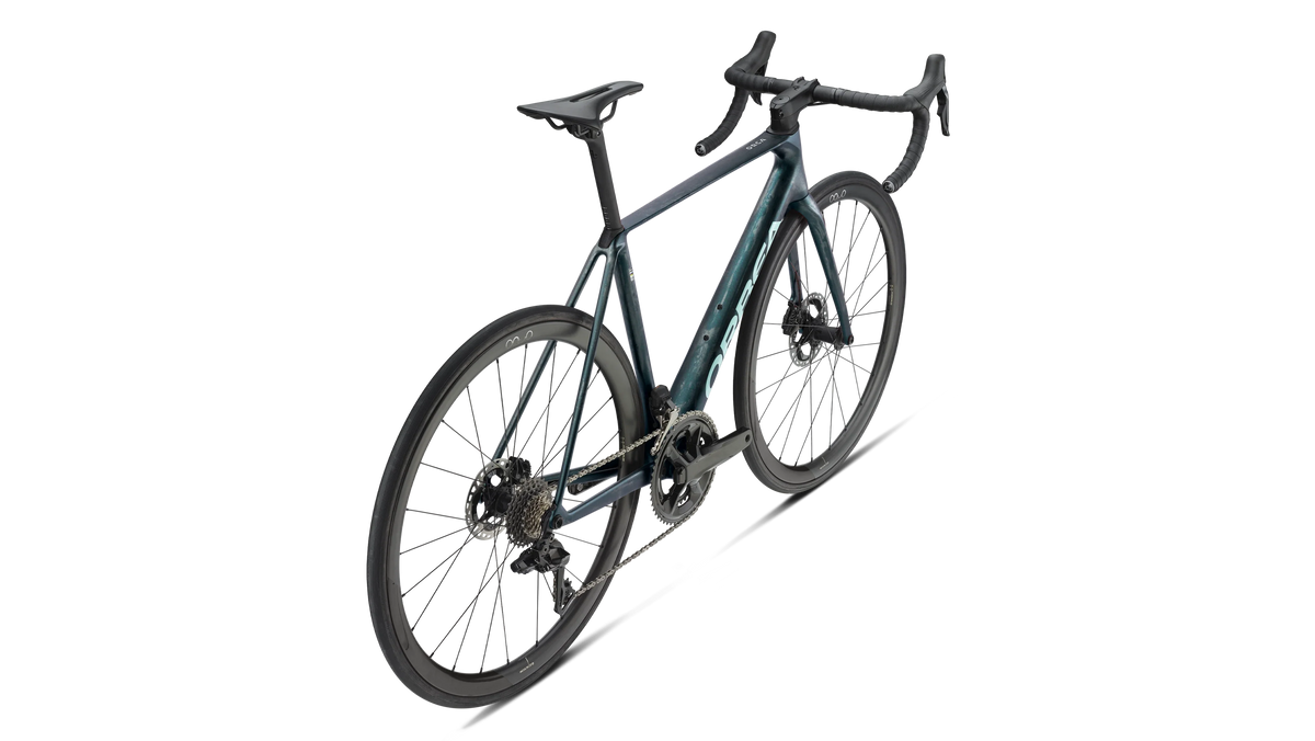 Green - Carbon - din spate