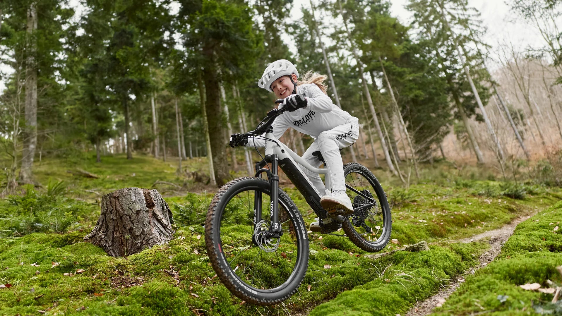 Bicicleta Electrica Copii woom UP 6