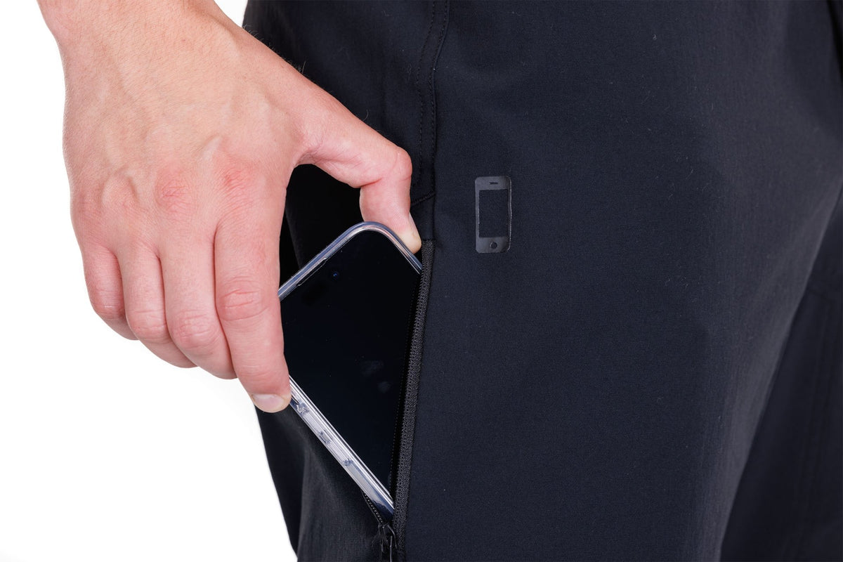 Pantaloni CUBE Vertex Baggy Shorts x Actionteam Black