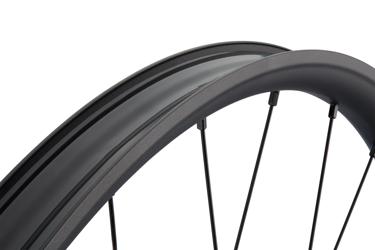 Roată Spate Newmen Performance 30 Strong 27.5INCH 32H Fade SP 6B 12X157