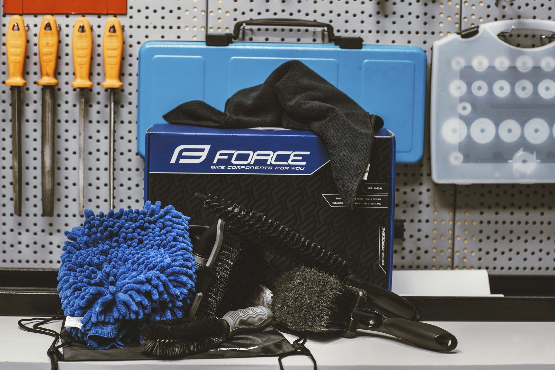 set perii force profi cu husa 2 scaled