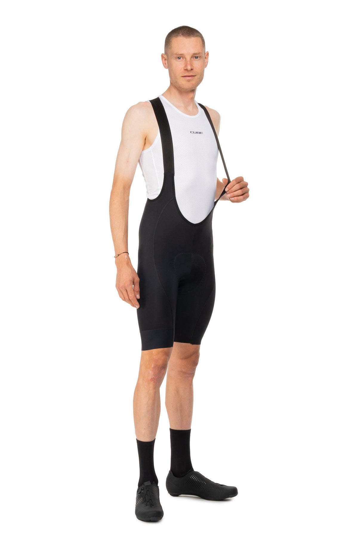 Pantaloni CUBE Road/XC Bib Short Compression Black pe model (184 cm, mărimea M) – față