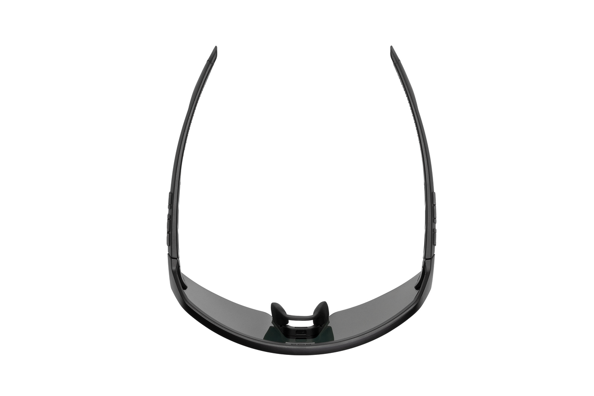 Negru mat · lentile fumurii