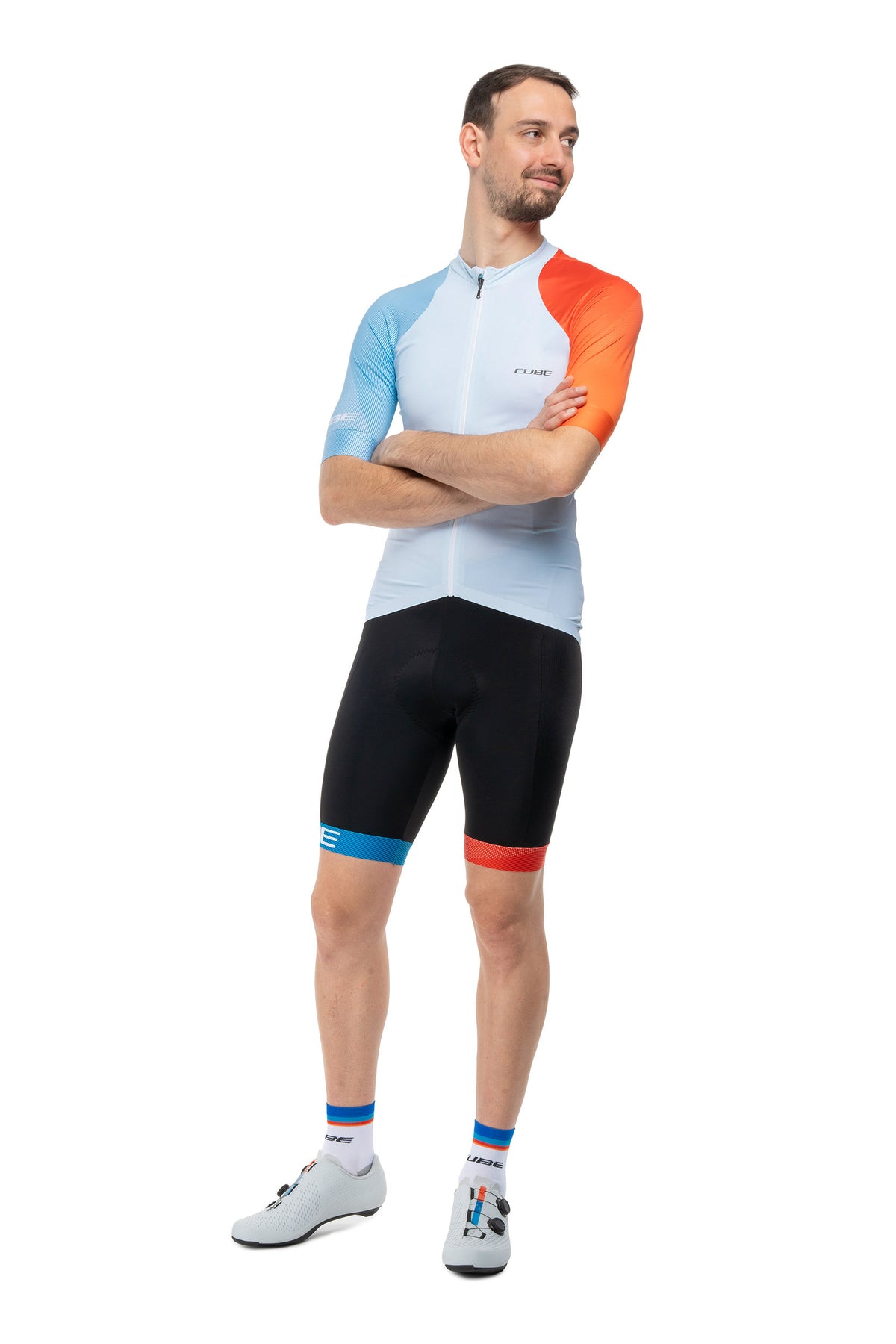 Tricou CUBE Road/XC Teamline S/S White pe model (185 cm, mărimea M) – față