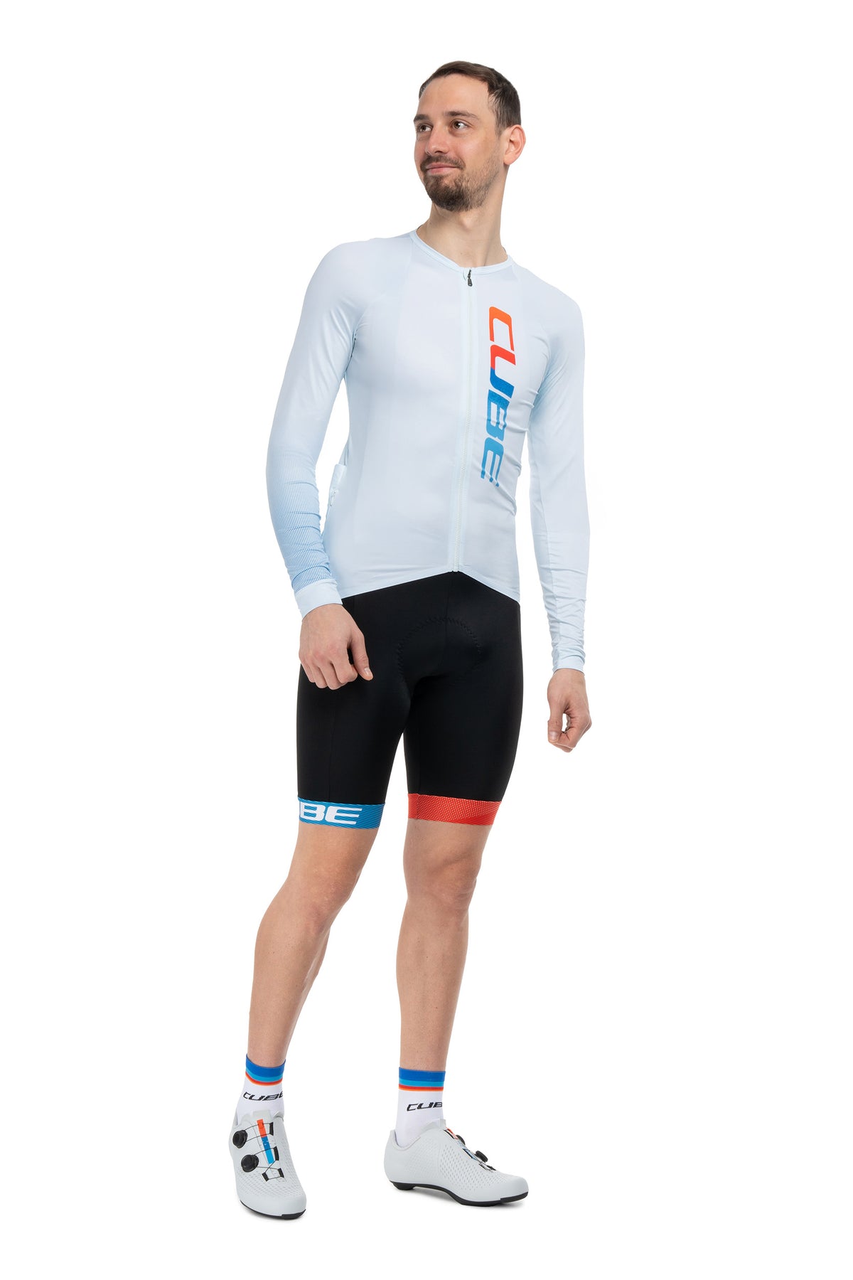 Bluză CUBE Road/XC Uv-protection Teamline L/S Light Blue pe model (185 cm, mărimea M) – față