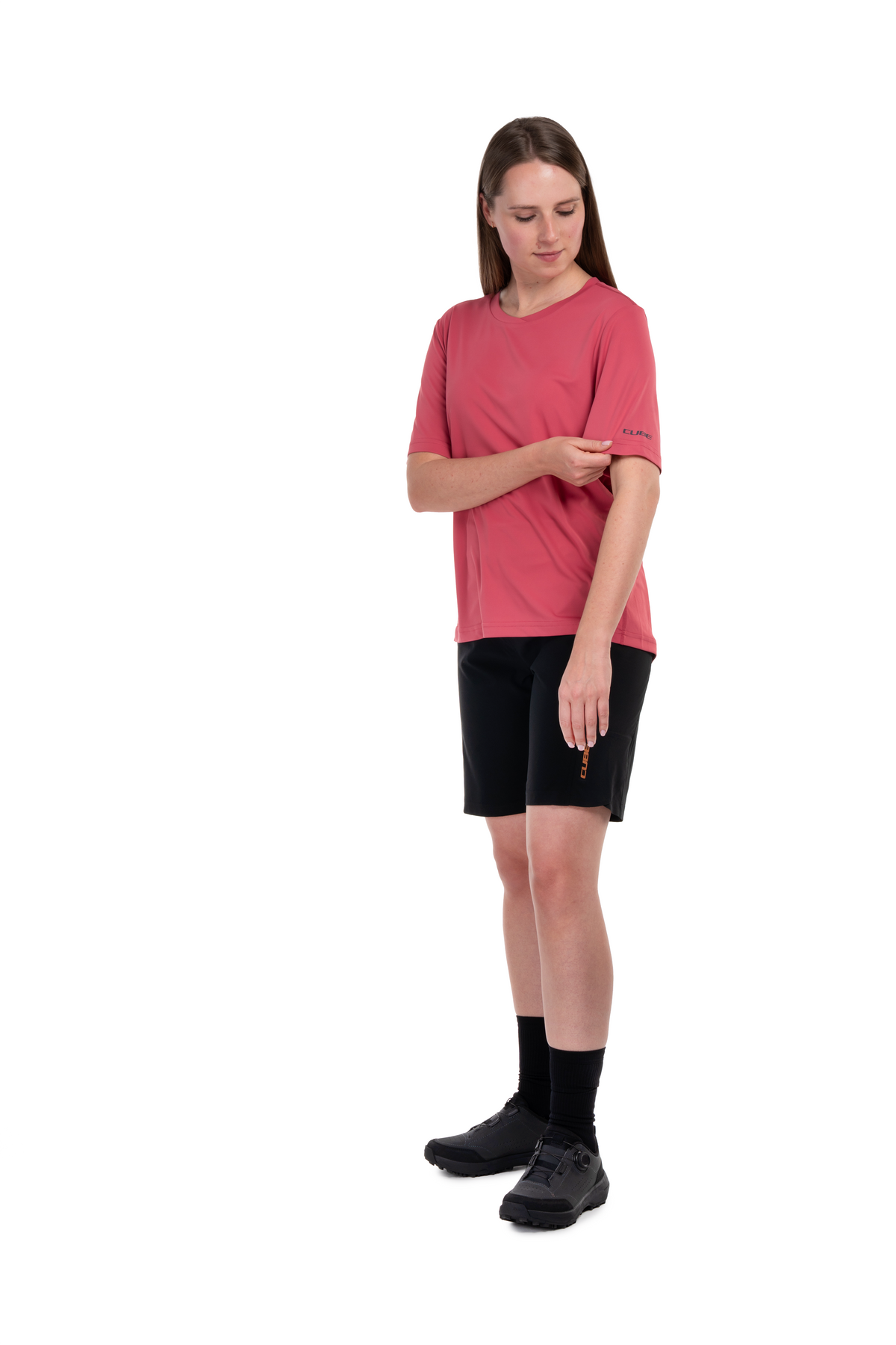 Tricou CUBE WS Functional S/S Pink pe model (168 cm, mărimea S) – față