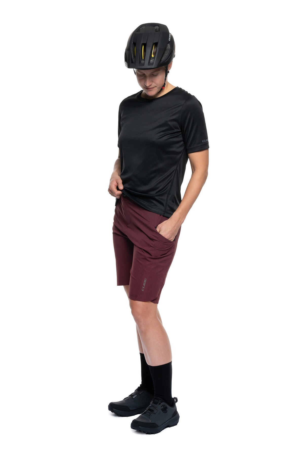 Pantaloni CUBE WS Trail CMPT Bordeaux pe model (168 cm, mărimea S) – față