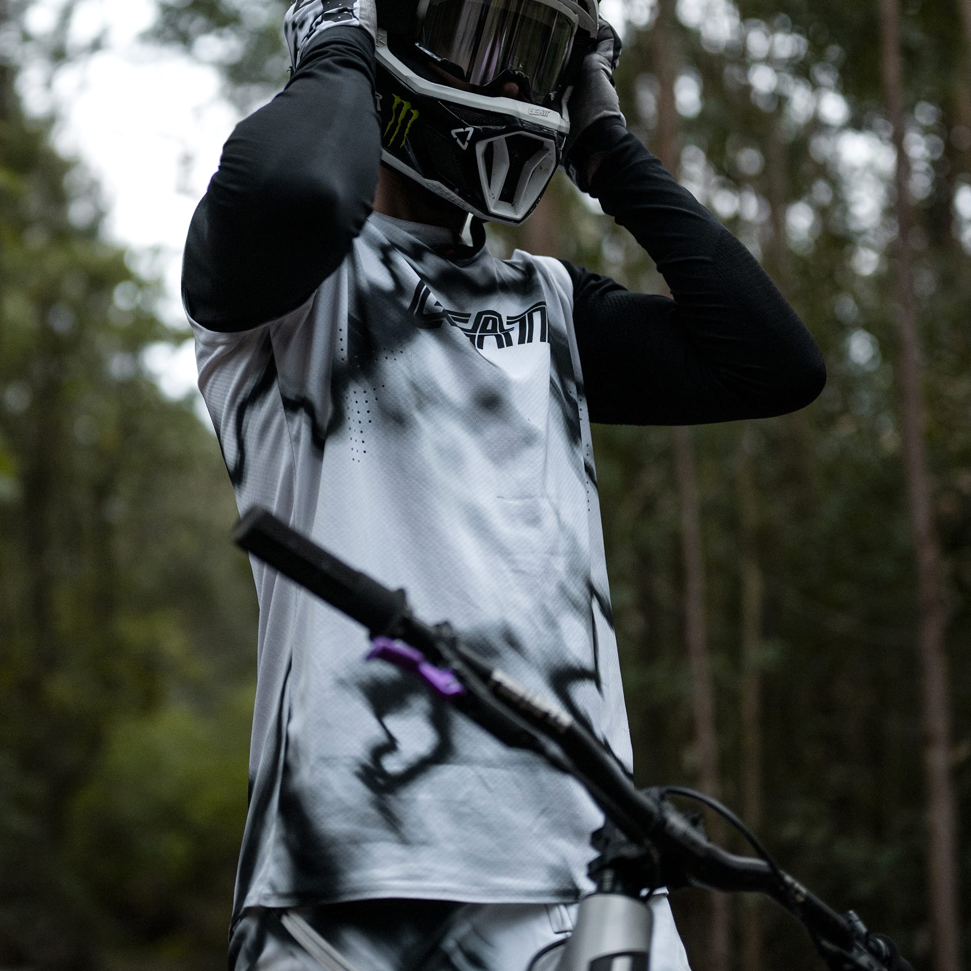 Tricou Leatt MTB Gravity 8.0 Heatmap White S