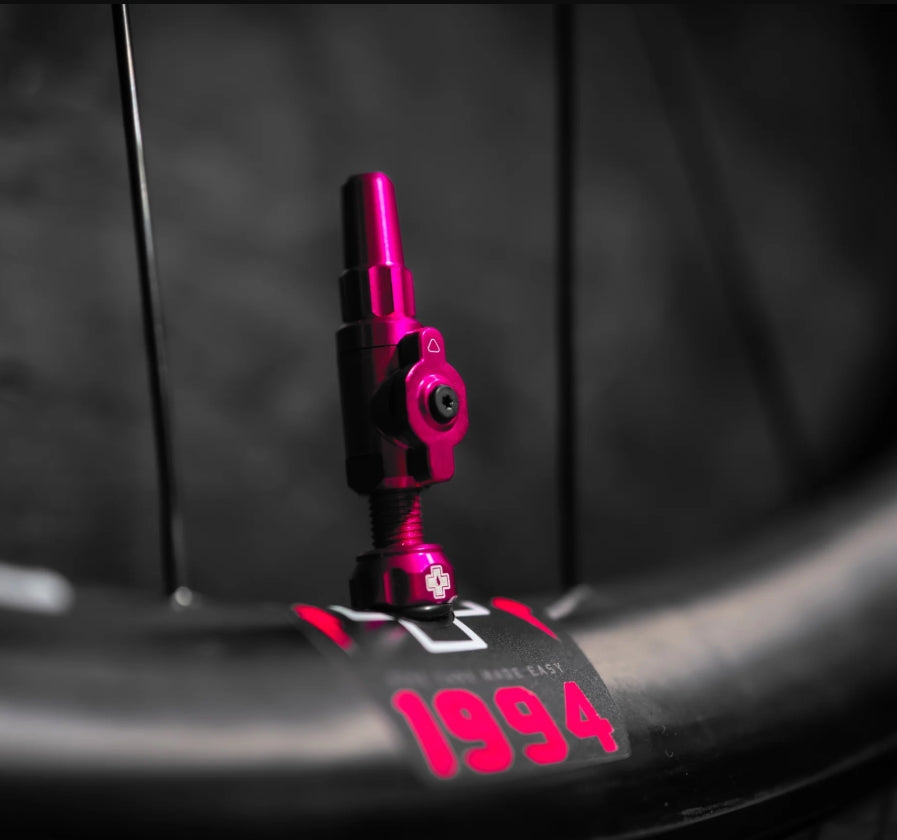 Valve tubeless Muc-Off Tubeless Valves Big Bore Lite (Medium) Red