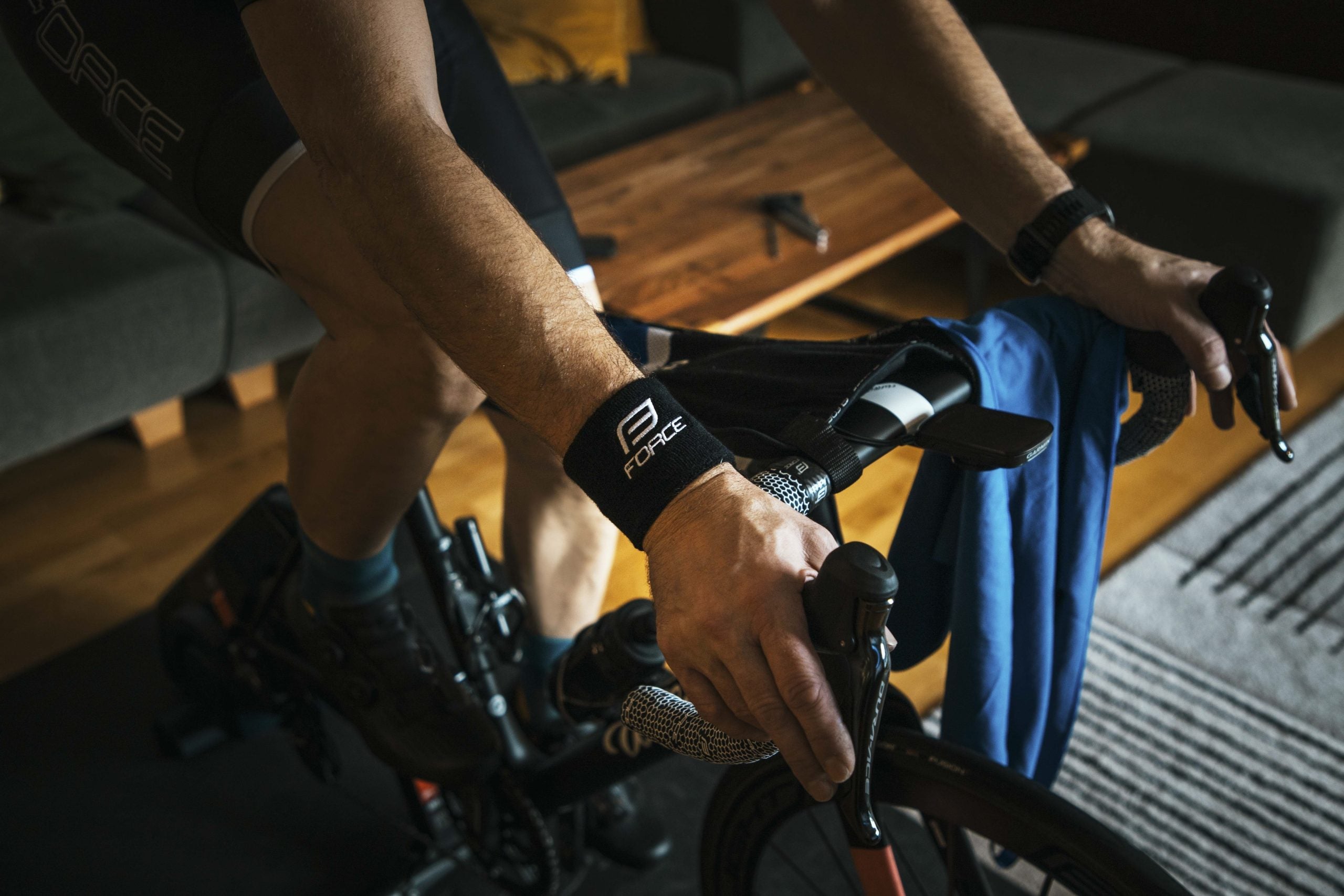 Wristband Force Black